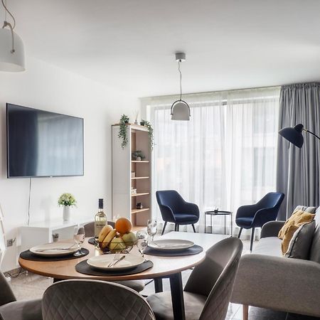 Julie'S Sunny Cozy Apartment With Balcony Sofia Exteriör bild
