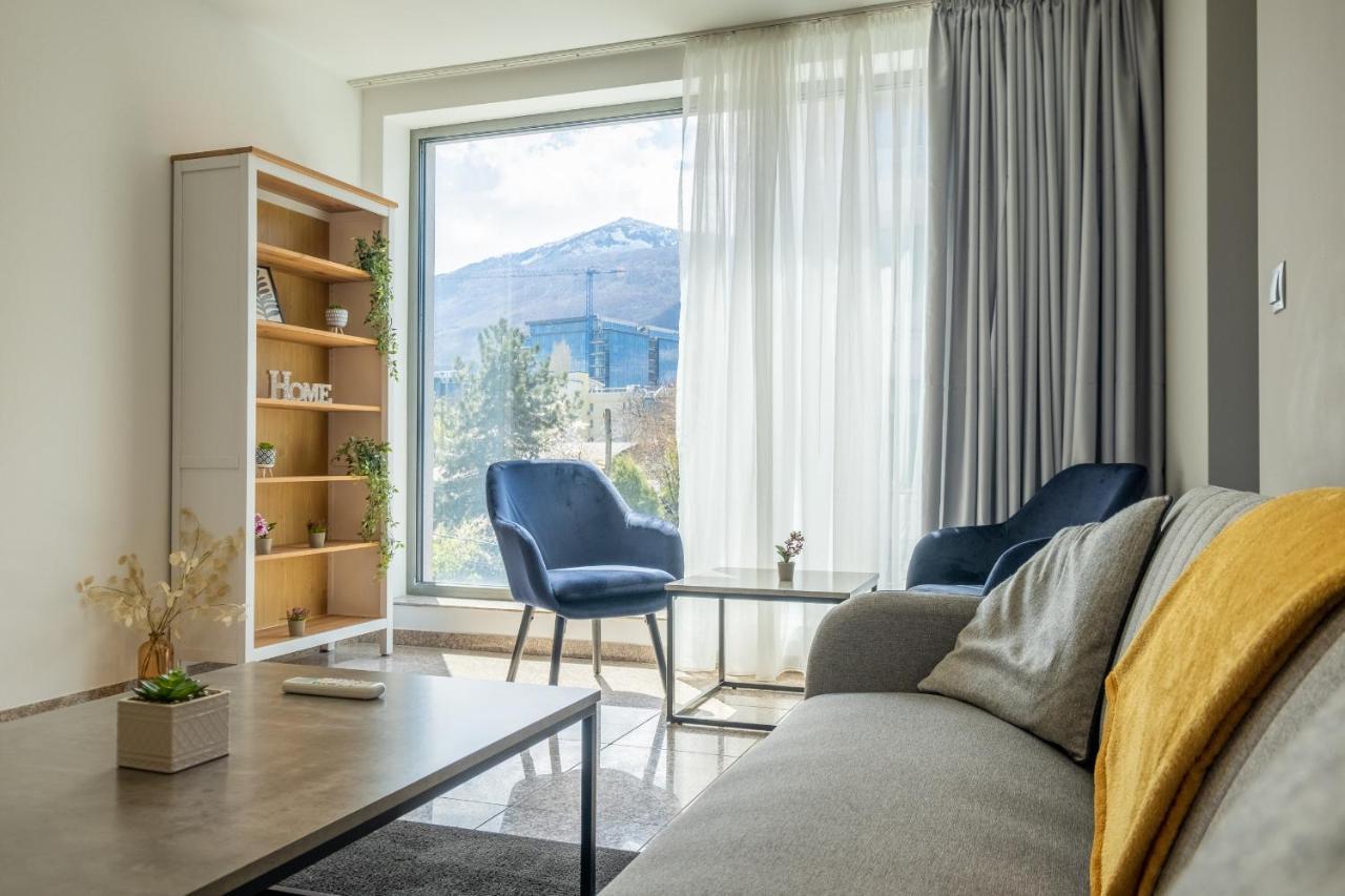 Julie'S Sunny Cozy Apartment With Balcony Sofia Exteriör bild
